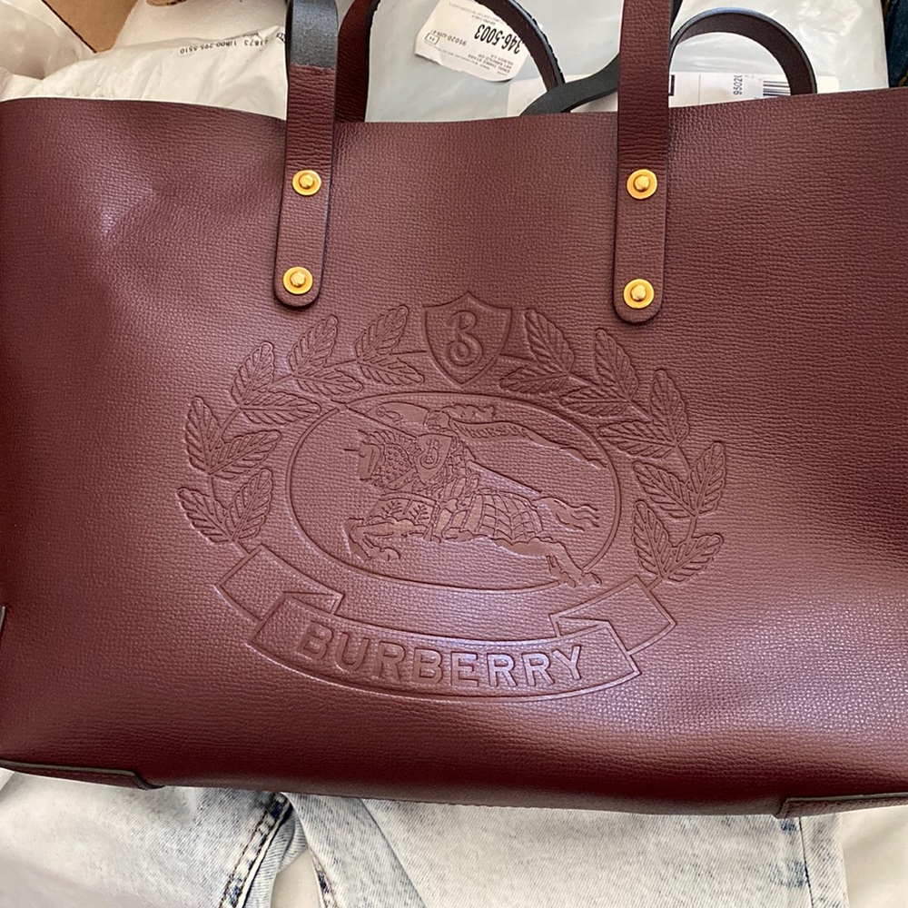 Burberry Crest Shopping Tote Leather medium
